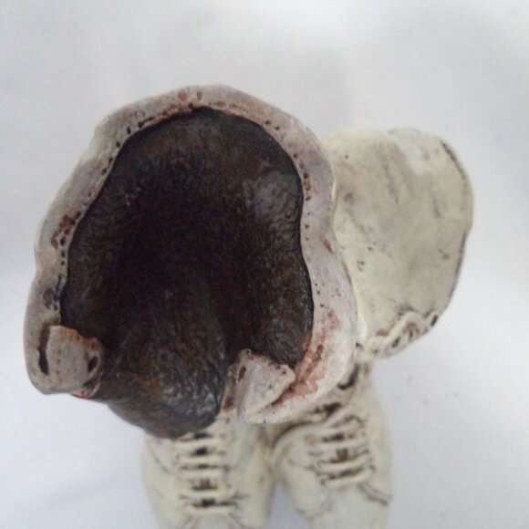 Department 56 Holly Lane Dickens Village Ice Skates Resin Christmas Decor - Picture 7 of 9